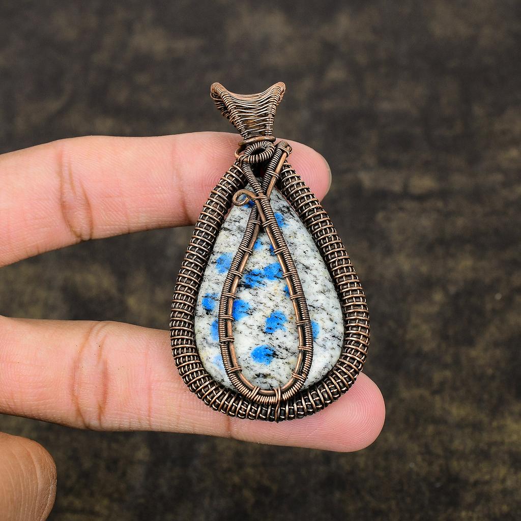 Подвеска из медной проволоки с натуральным синим азуритом K2 ручной работы 2,83 t8C11