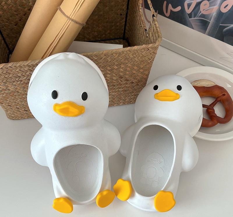 Тапочки с рисунком утки для женщин, симпатичные домашние нескользящие повседневные сандалии Baotou, шлепанцы на платформе, Sandalia De Mujer 2024
