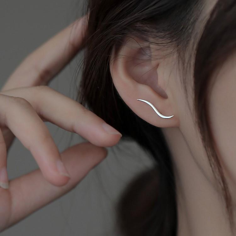 Геометрические Line Wave-образные Серьги-гвоздики для Женщин, Минималистичный Стиль, Элегантный и Роскошный Вид, Высококачественные и Модные Аксессуары для Ушей.