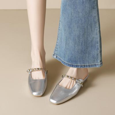 Weiwei girl 6579-2 полутапочки с сумкой на голову женская верхняя одежда одно слово с заклепками французский толстый каблук классные летние тапочки