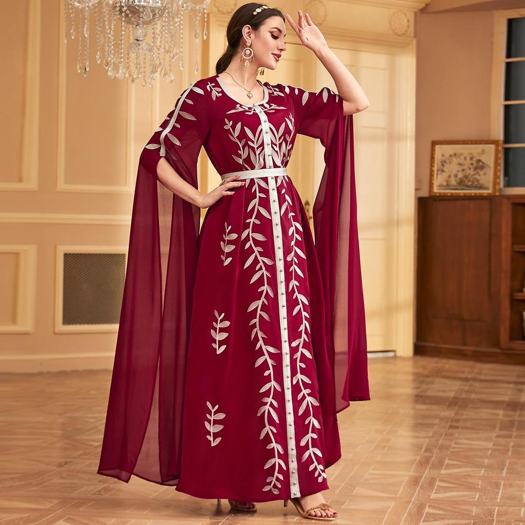 Dubai Embroidered Abaya: Long, Elegant Arab Muslim Dress