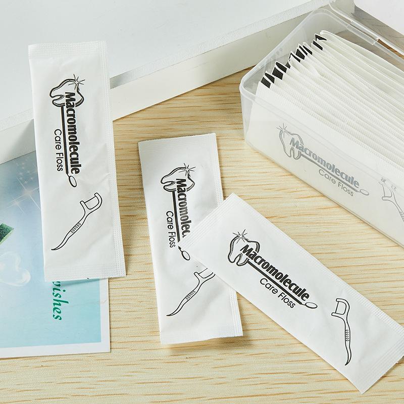 Индивидуальная герметичная упаковка. Зубные нити для чистки зубов в дорожном футляре. Очень прочный выбор зубной нити.