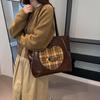 Ретро сумка-багет большой вместимости на плечо осенне-зимняя женская сумка 2025 новая сумка-тоут для поездок на работу модная одноплечевая двуплечевая сумка двойного назначения