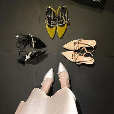 Корейская версия Туфли-лодочки с острым носом Женские в зарубежном стиле 2025 Взрывные темпераментные сандалии