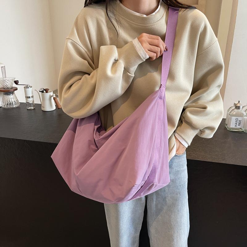 Сумка через плечо женская однотонная сумка через плечо легкая большая вместительная сумка