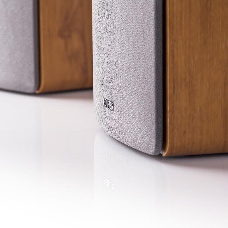 Полочные компьютерные колонки Edifier R1200TII 2.0, штекер CN (адаптер в комплекте)