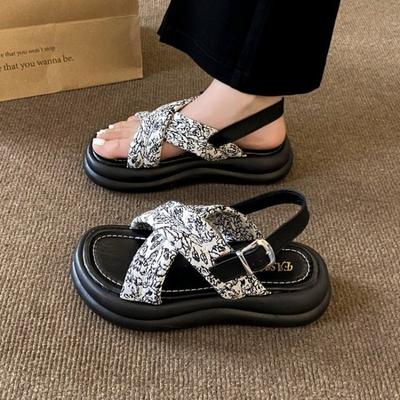 Летние сандалии с толстой подошвой и перекрестными ремешками для женщин