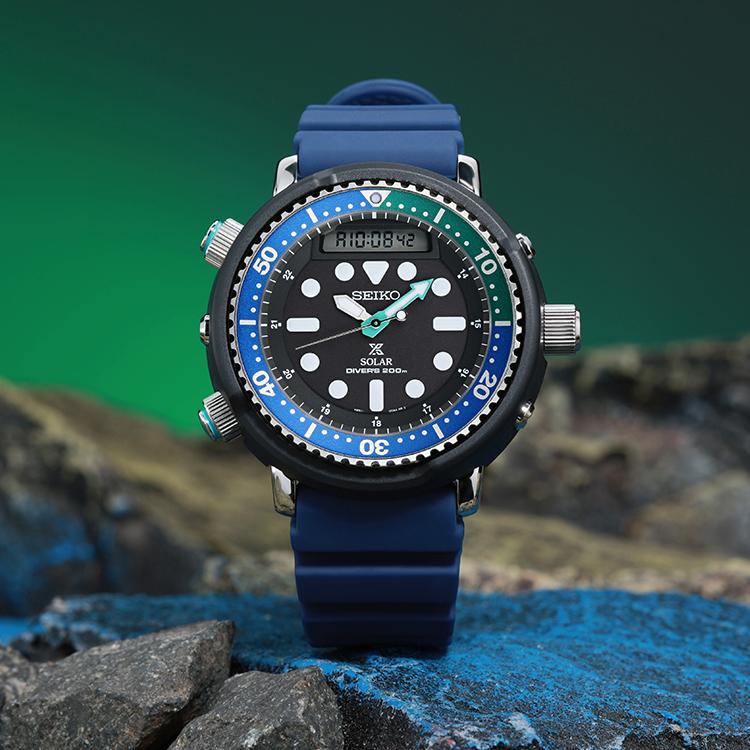 Seiko PROSPEX Часы с солнечным механизмом и силиконовым ремешком Мужские часы Черный циферблат SNJ039P1
