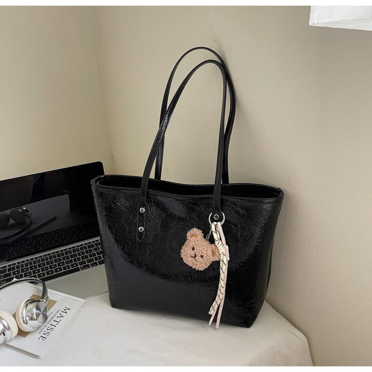 Вместительная сумка-тоут для поездок на работу, летняя новинка 2025, модная темпераментная сумка через плечо, сумка-подмышка с ручной царапиной