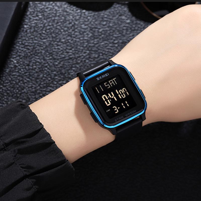 Мужские водонепроницаемые электронные наручные часы с календарем обратного отсчета 5 бар, цифровые часы со светодиодной подсветкой
