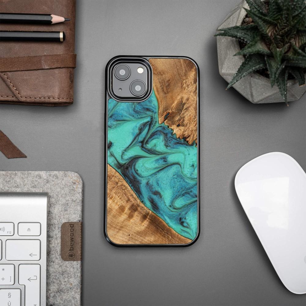 Bewood Unique case for iPhone 13 - Turquoise