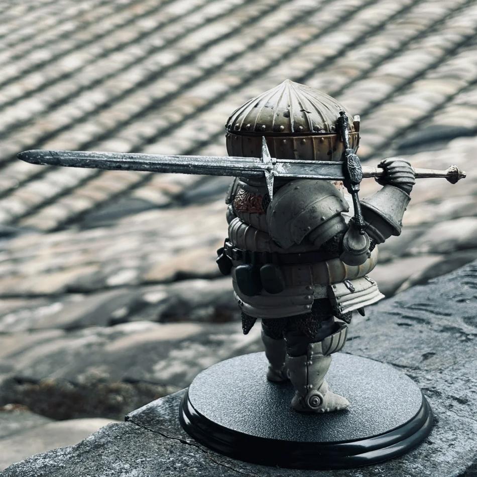 Фигурка Зигмюллера из Катарины DARK SOULS Рыцарь Каталины Зигмюллер Мультяшная Игровая Q-версия Модель Украшение Подарки на День Рождения