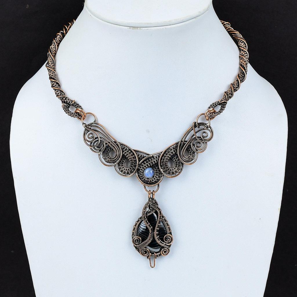 Ожерелье из псиломелана, ожерелье из медной проволоки, ожерелье ручной работы с радужным лунным камнем, дизайнерское ожерелье, свадебный подарок, драгоценный камень, медные украшения