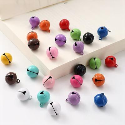 10 шт. Классические рождественские колокольчики конфетных цветов, DIY поделка, металлические большие бусины-колокольчики 14 мм, аксессуары для подвесок, брелоки-колокольчики для питомцев, аксессуары