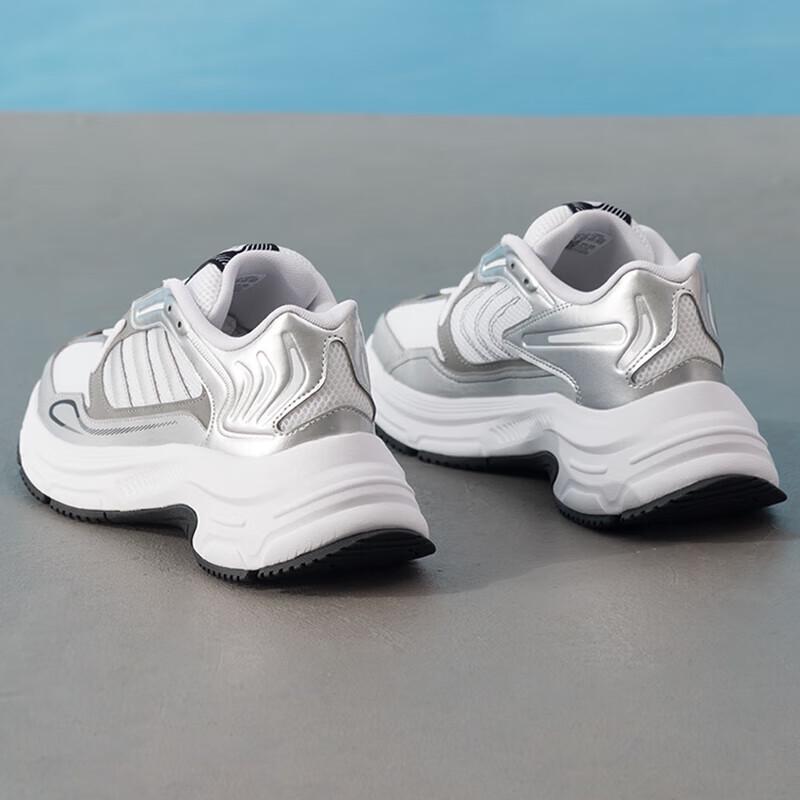 adidas Мужская модная спортивная обувь для активного образа жизни