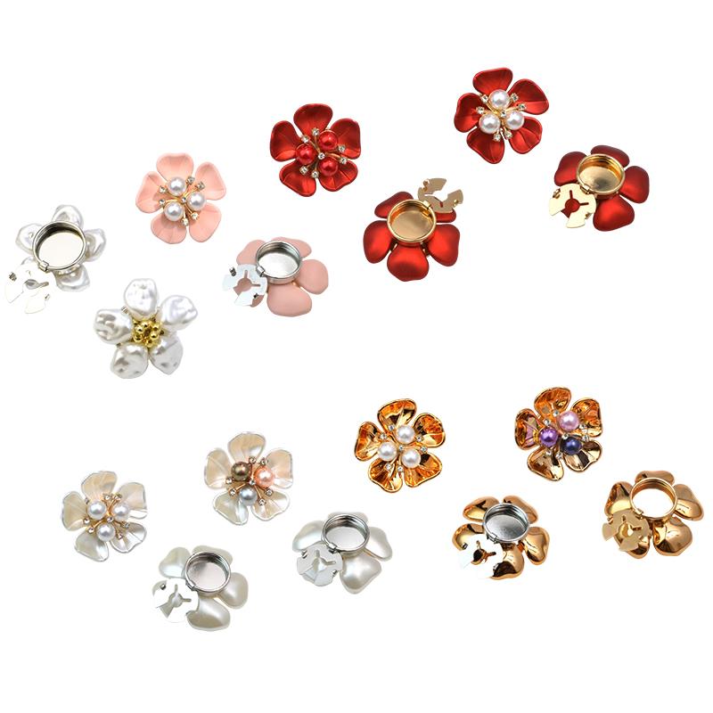 1 шт. Ювелирные изделия Жемчуг Пятилепестковый цветок Форма Подарочные аксессуары Изысканная накладка на пуговицу Свадебные запонки Элегантные 32/29x17 мм