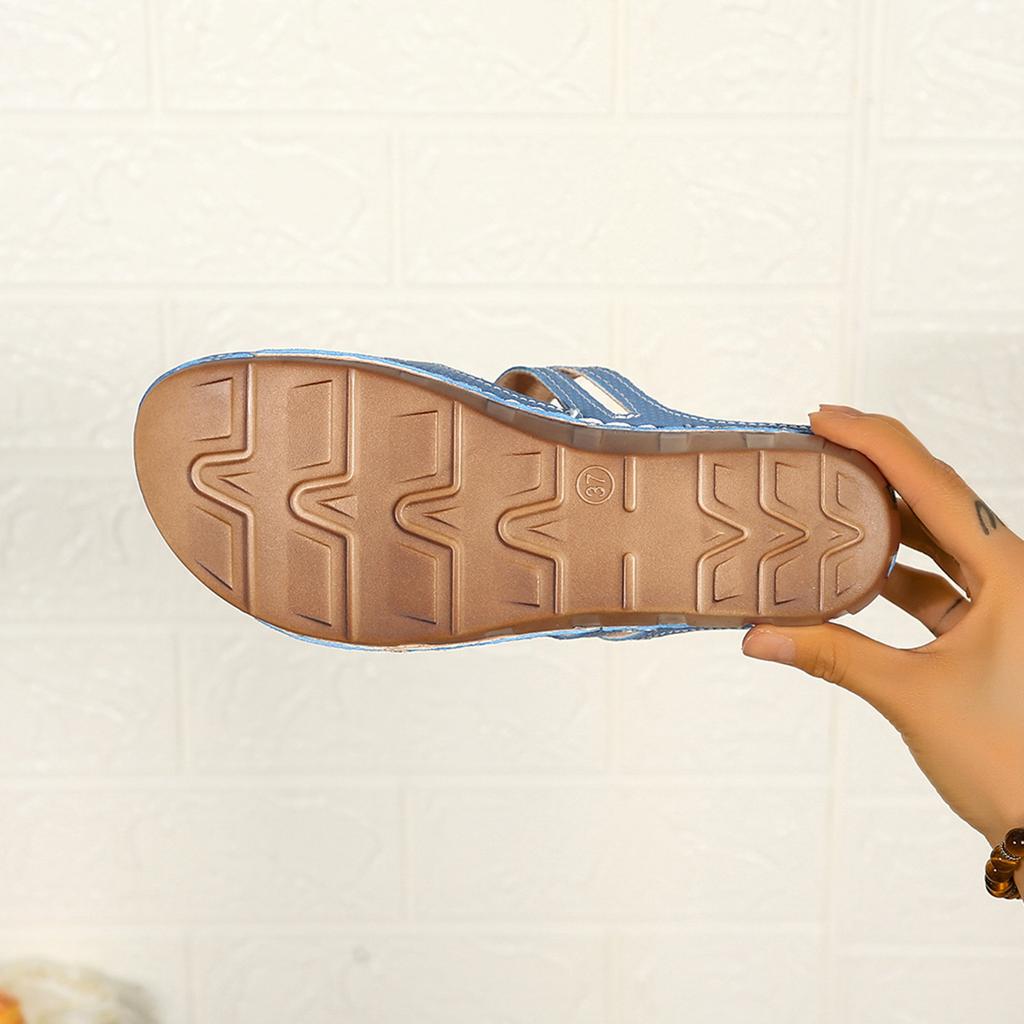 Летние новые шлепанцы на толстой подошве, полые, однотонные, повседневные, с открытым носком, на танкетке, полузакрытые, женские туфли