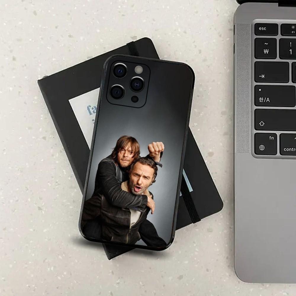 R-Rick Grimes and Darryl D-Dixon Phone Case For Apple iPhone 15,14,13,12,11,Pro,X,XS,Max,XR,Plus,Mini Soft Black Cover