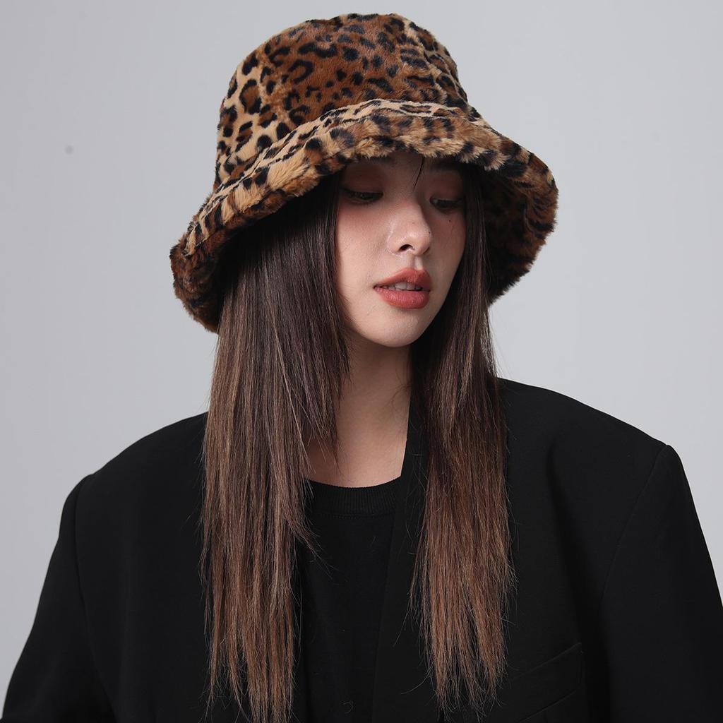 Плюшевая панама с леопардовым принтом - Теплая, модная, унисекс