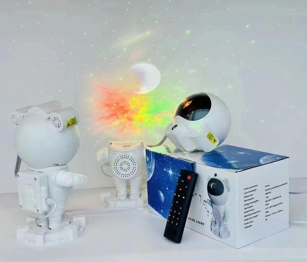 Ночной проектор Starry Sky Astronaut - креативная настольная лампа Spaceman