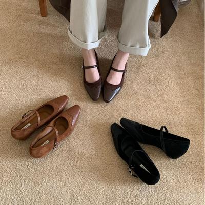 2025 новая осенняя замшевая обувь с открытым мыском, толстым каблуком, универсальная модель с гравировкой, для работы, для通勤, женские туфли