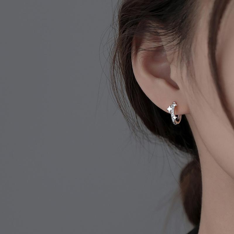 Micro-Inlaid Zircon Tetragonal Star Ear Buckle Wind Niche Design, Sweet And Cool Girl, Small Star Earrings Of The Same Style