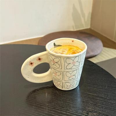 Уникальная Мультяшная Кружка Креативная Ручка Керамическая Чашка Ручной Работы Кофейная Чашка для Женщин Домашнее Использование