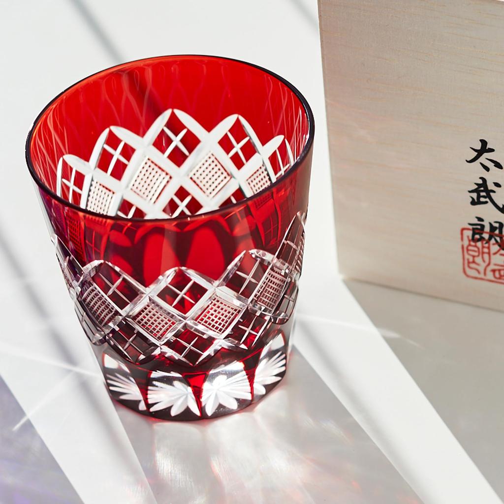 Kobo Edo Kiriko Yarai Uoko Crest Tenkai Old Glass TB90425R Деревянная коробка, сделано в Японии [Официальный представитель Таймуро] (красный)