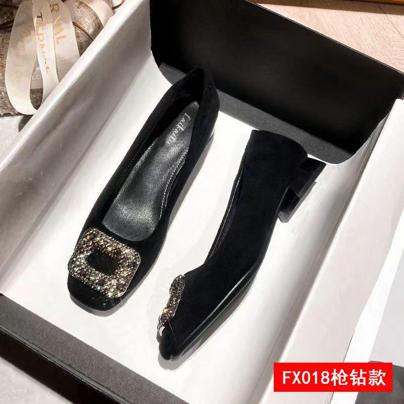 Французские стразы на толстом каблуке, высококачественные одинарные туфли для женщин 2024 года, новые летние туфли с квадратной головкой и неглубоким горлом, темпераментные туфли на высоком каблуке для поездок на работу