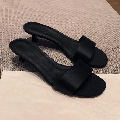 Минималистичная элегантность босоножки на каблуке-рюмочке женские шлепанцы на одном слове носить на высоком каблуке