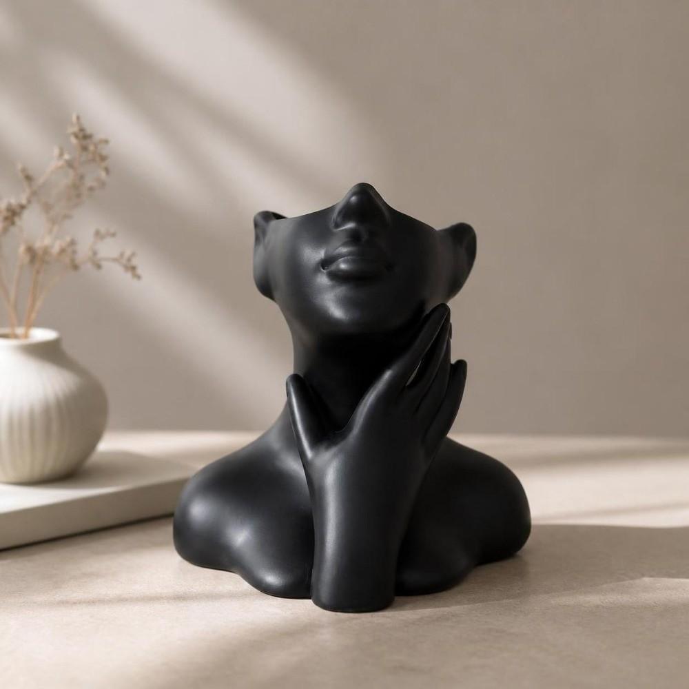 Creative Pencil Holder Human Statue Large Capacity Makeup Brush Holder Organizer Multifunctional Desktop Organizer Office Decor