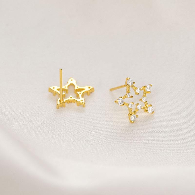 Banyan Tree S925 Silver Hollow Diamond Star Earrings - Korean Style Five-pointed Star Design for Women