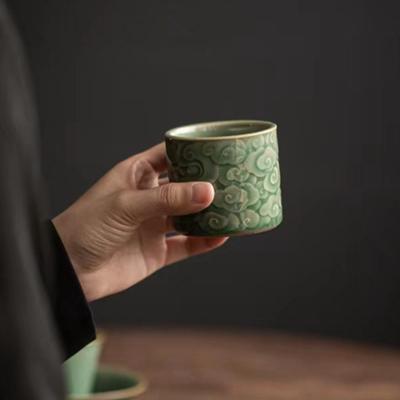 Ручная работа Селадоновая чайная чашка Традиционное искусство керамики Лунцюань Чашка для дегустации чая Юньсян для чайной церемонии Гунфу Дом