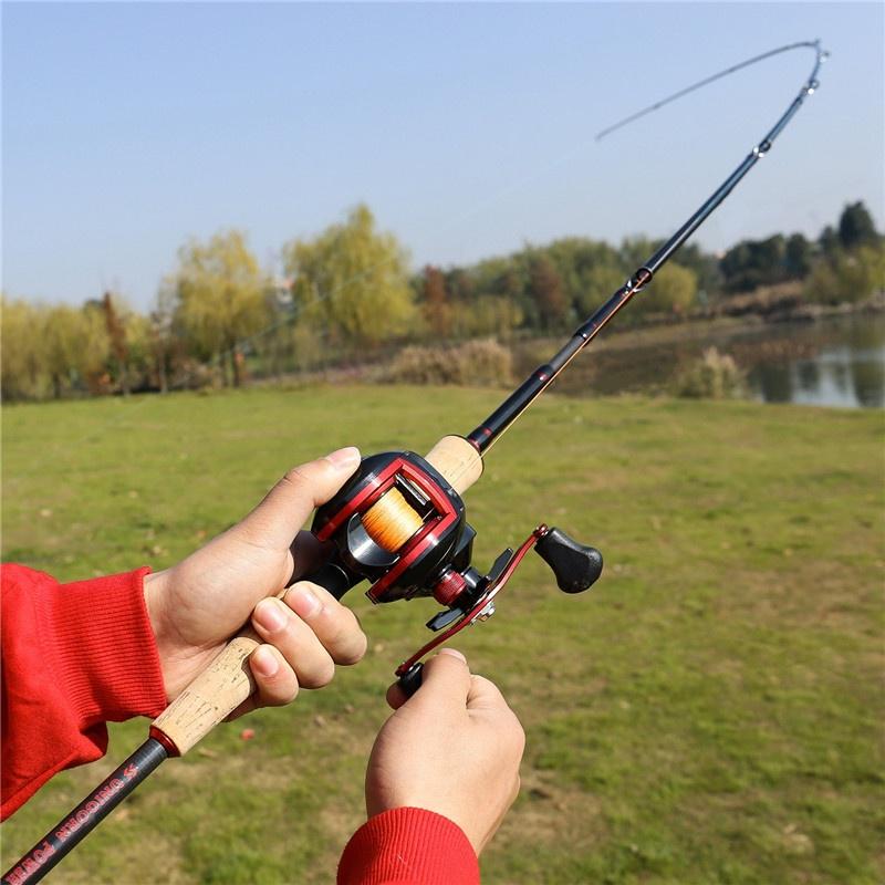 Fishing Reel 18+1BB 8.1:1 Baitcasting Reels 18LB Carbon Baitcasters Left and Right Hand Fishing Reel