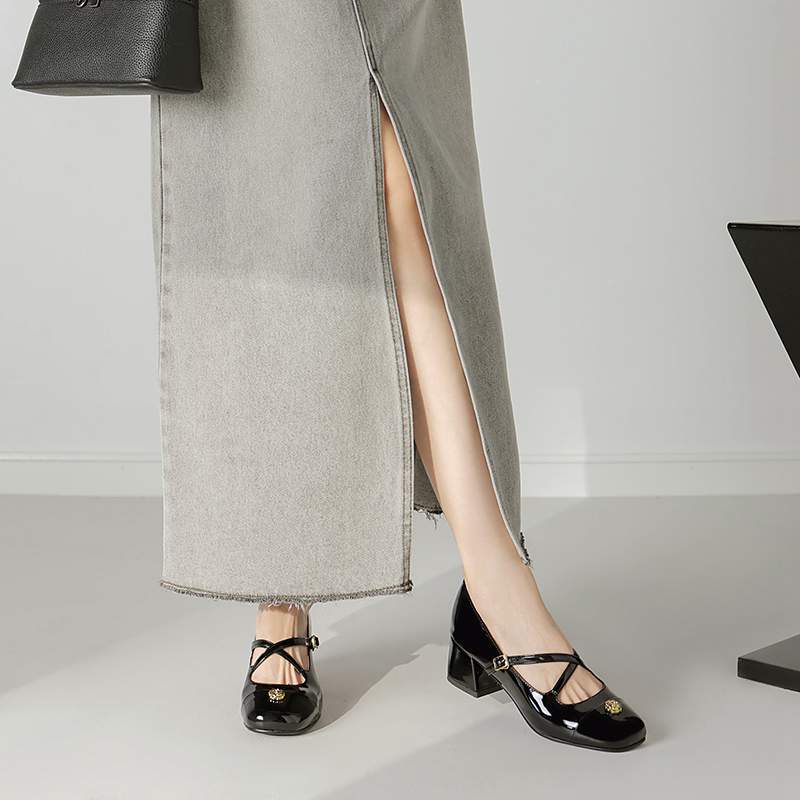 Krazing Pot Туфли-лодочки из овчины с квадратным носком и средним каблуком на осень и лето с металлическими цветами для женщин в стиле Мэри Джейн