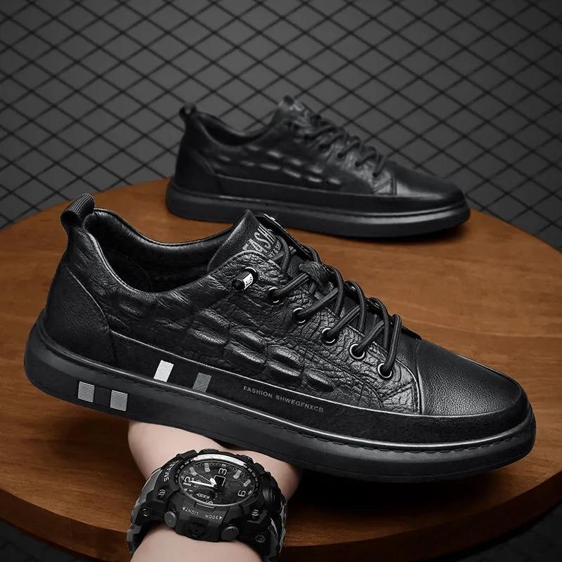 New Stylish Shoes White Leather Sneakers Men Vulcanize Shoes Students Sneakers Low Top Teenager Boy Waterproof Tenis Sneaker Man