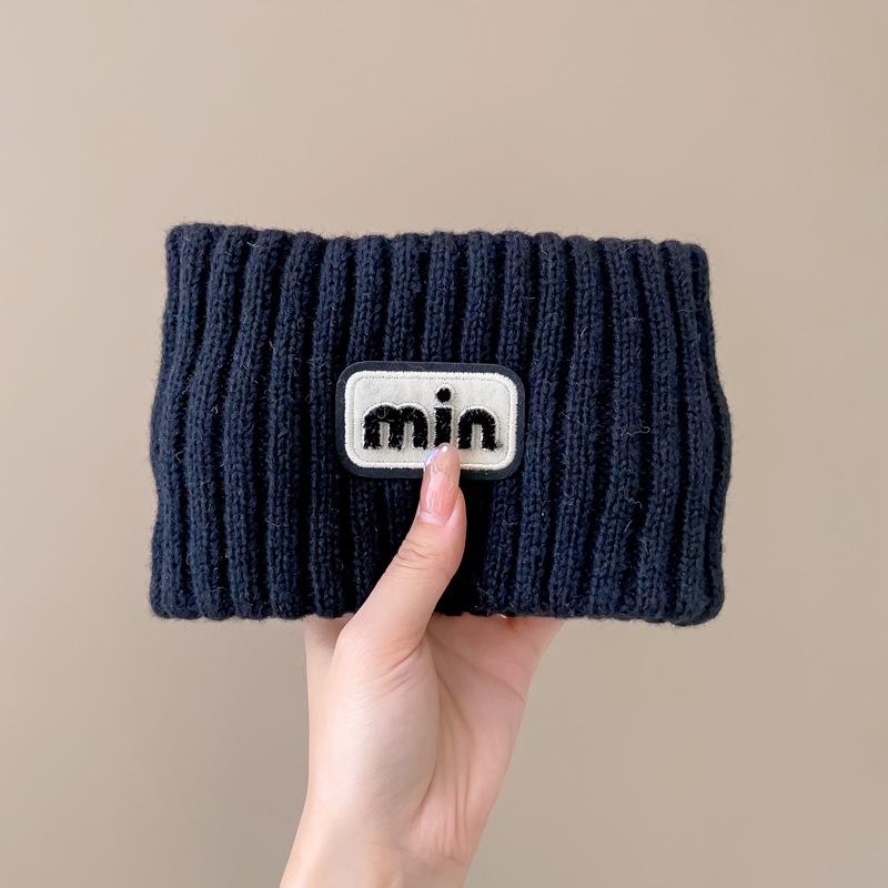 "Korean Influencer Wool Knit Headband: Women's Wide-Edge, All-Season Sports Scarf"