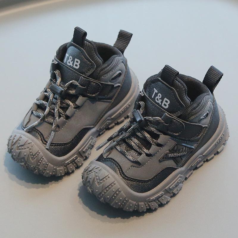 Детская спортивная обувь 2025 весна и осень новая обувь для пап для мальчиков, альпинистская, кроссовки для девочек, обувь для малышей на мягкой подошве для повседневной носки