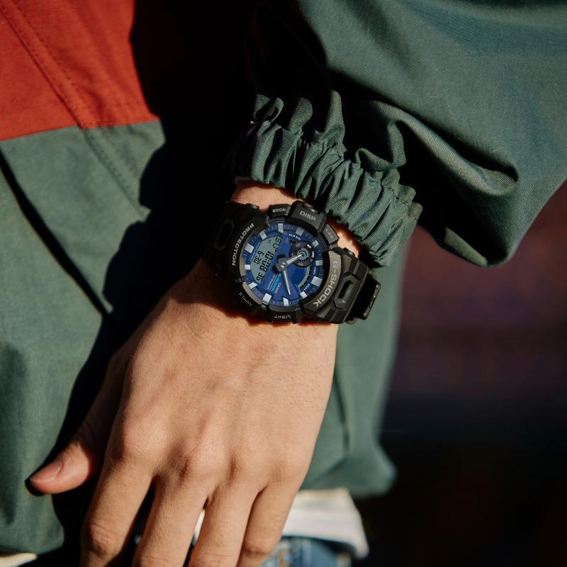 Casio Мужские кварцевые часы G-SHOCK с полимерным ремешком, водонепроницаемость 200 м, ударопрочность GBA-900CB-1A