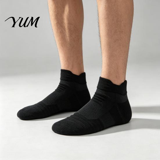 Shock Absorbing Gym Socks Men Sports Socks, Athletic Cushioned Crew for Running Basketball Sturdy Exercise And Outdoor Training, Breathable