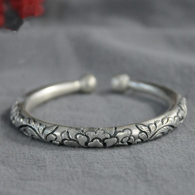 New Fashion Bracelet Round Head Peony Bracelet High End Exquisite Relief Opening Bracelet