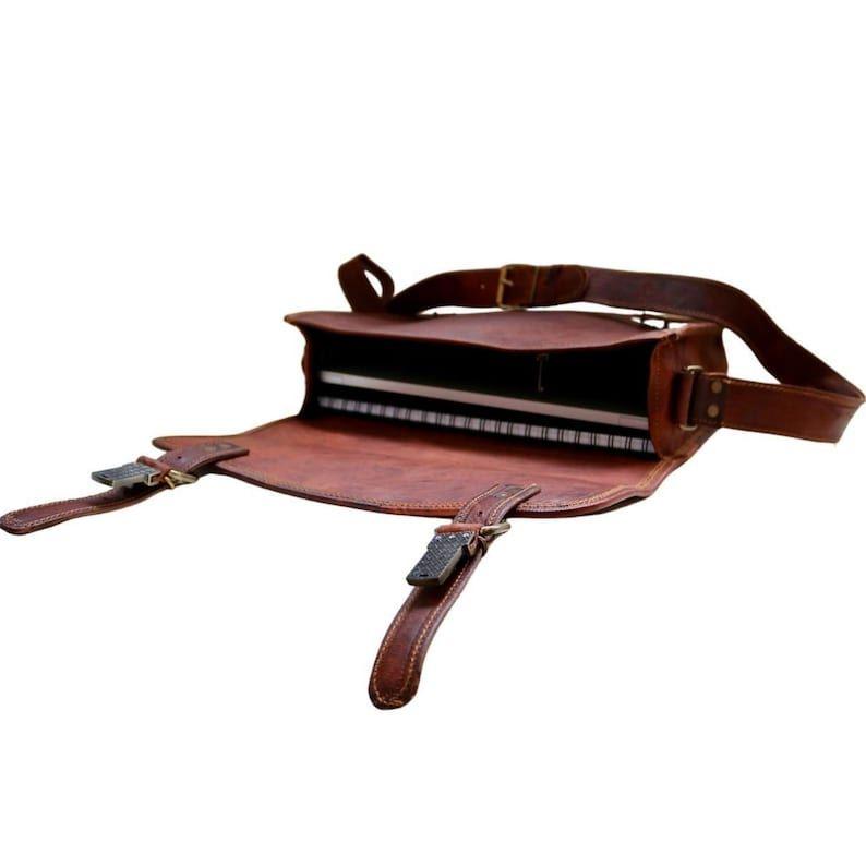 КОЖАНАЯ СУМКА А4, ручная работа, отличный размер для ноутбука.