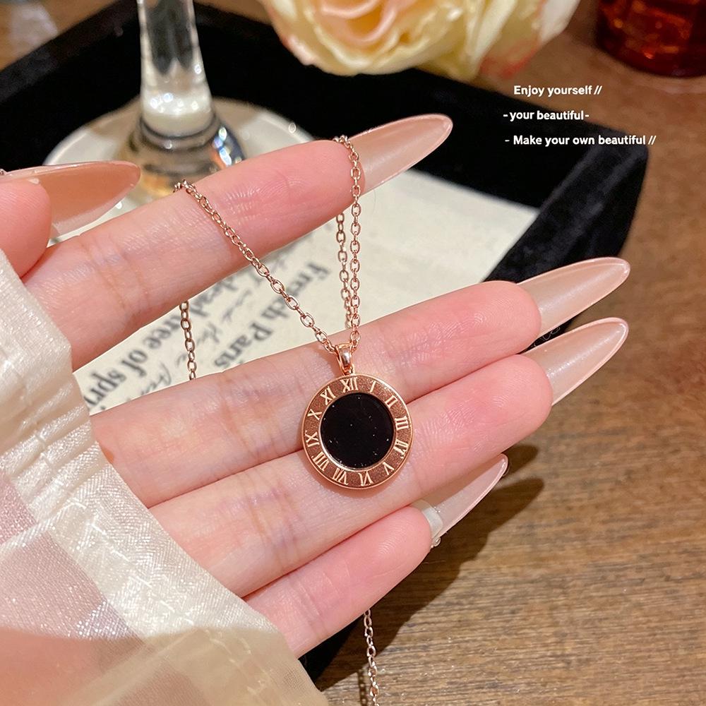 Elegant Micro-Inlaid Diamond Cross Necklace: Fresh Design for Women