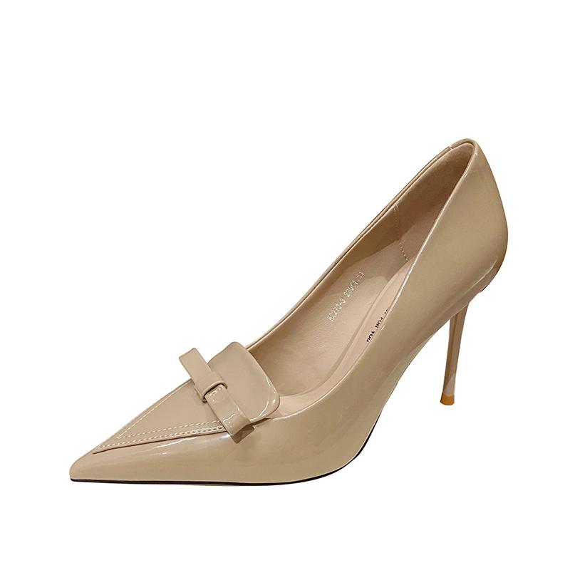 Модные женские туфли на высоком каблуке, свадебные, реплика, женские лодочки, скарпины, с металлической цепочкой и пряжкой, на низком каблуке-шпильке, телесные, зеленые, туфли для выпускного вечера