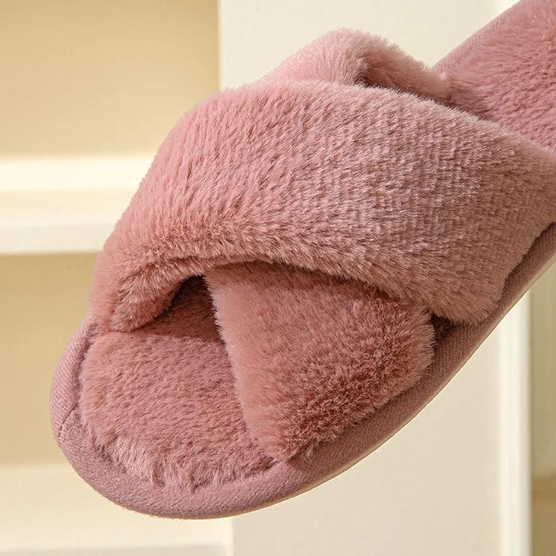 Зимние женские домашние домашние повседневные нечеткие тапочки, женские вьетнамки, пушистая обувь, женские мягкие плюшевые тапочки с перекрестными шлепанцами, 2024 г.