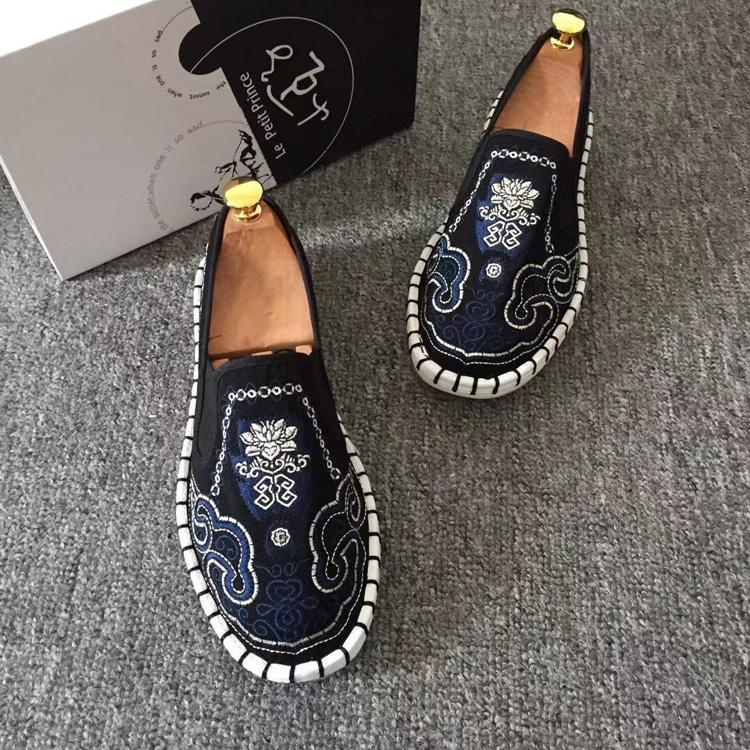 Ethnic Style Embroidery Old Beijing Cloth Shoes Men'S Breathable Cloth Shoes Beef Tendon Sole Handmade Canvas Shoes Non-Slip Doudou Shoes
