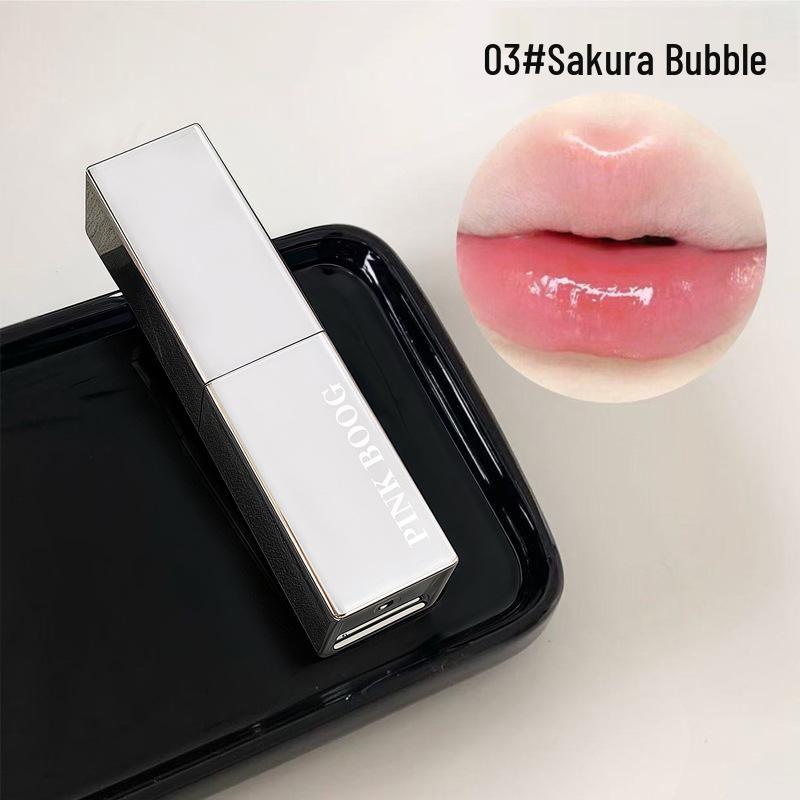 Увлажняющий бальзам для губ Chic Glow: Коллекция Dewy Nude