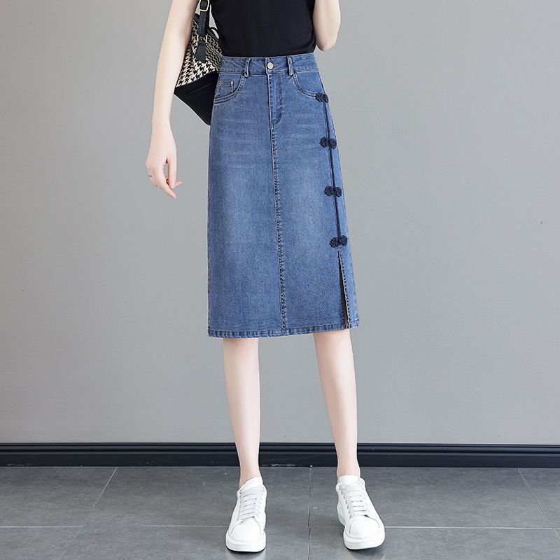 Юбка из денима в китайском стиле с разрезом на высокой талии и летней юбкой средней длины