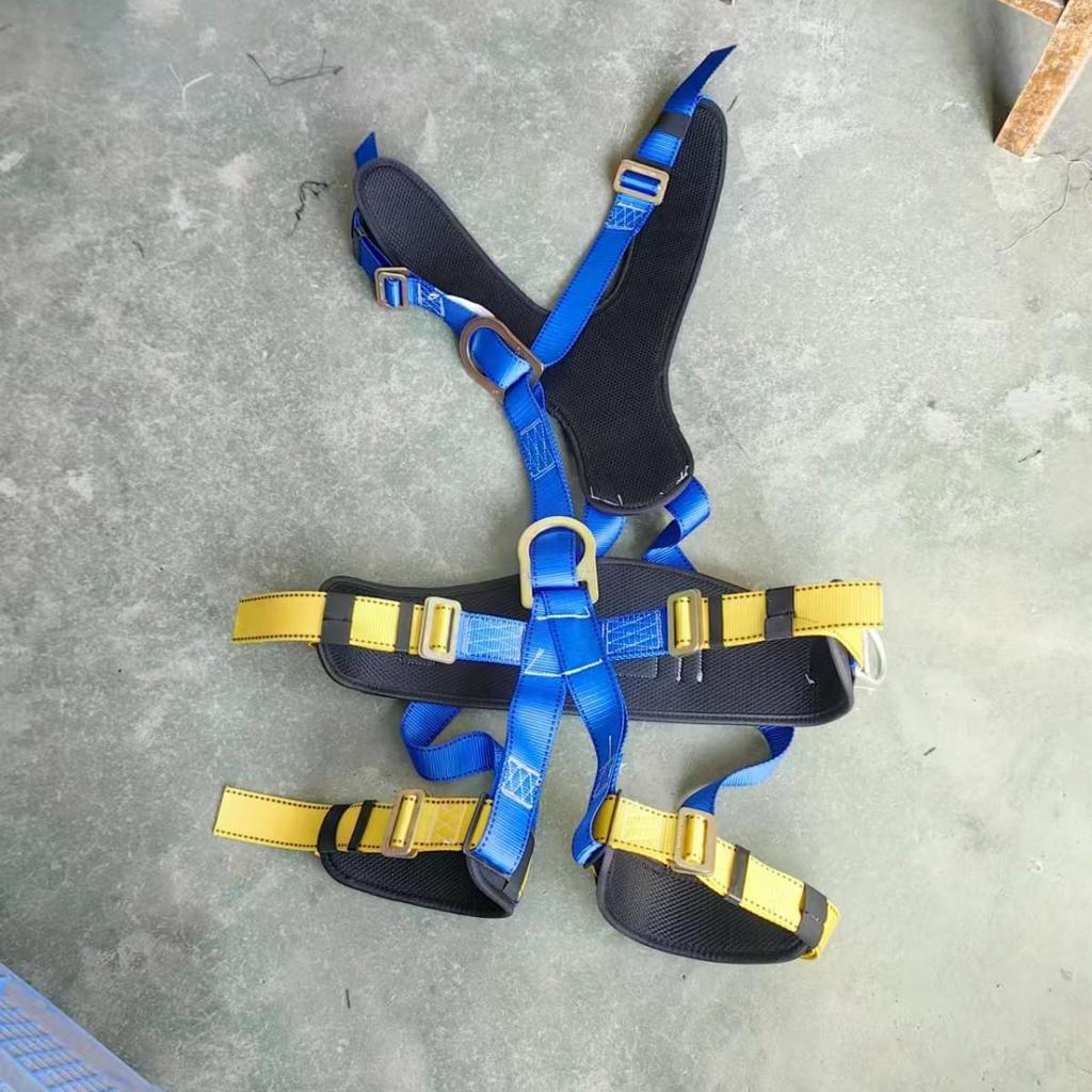 Multi-Point Full-Body Safety Harness for High-Rise Work