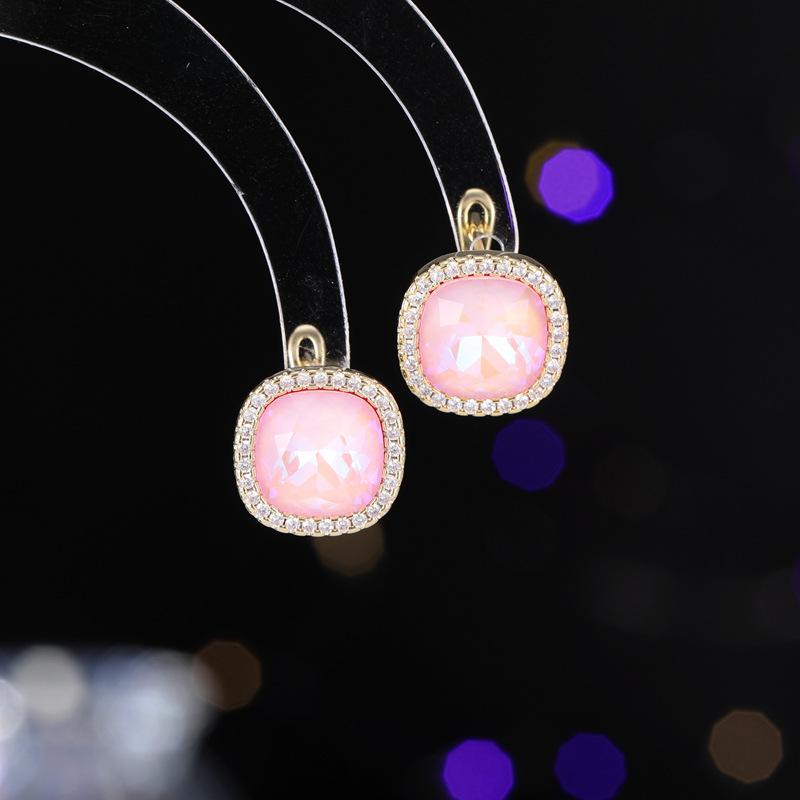 Новый дизайн в стиле легкой роскоши, ретро квадратные серьги с микроинкрустацией, геометрические, для женской моды, элегантные и универсальные серьги